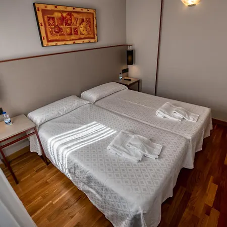 Castilla Vieja מלון 4*