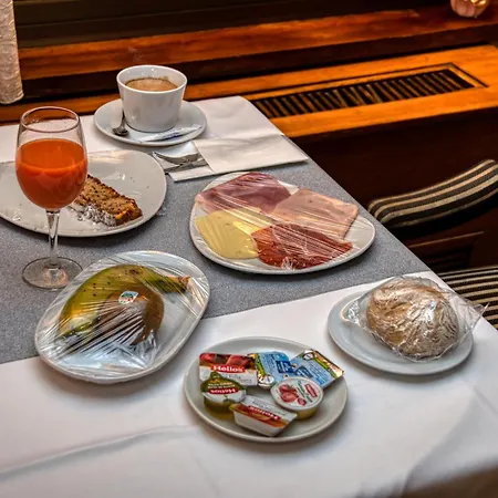 Castilla Vieja فندق 4*