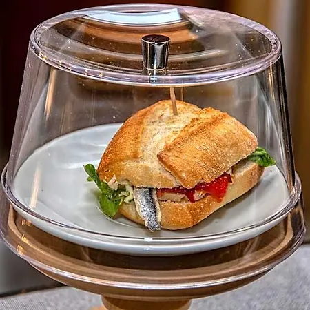 Hotel Castilla Vieja 4*