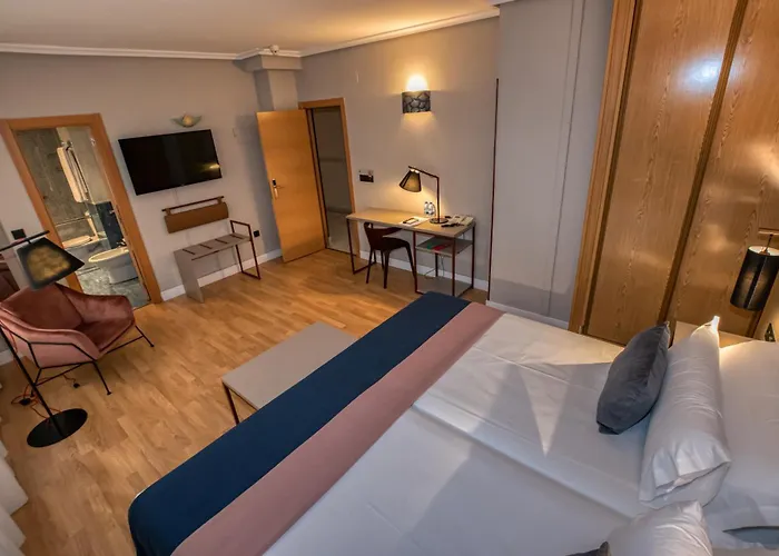 Castilla Vieja 호텔