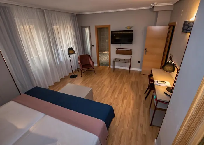 Отель Castilla Vieja Паленсия