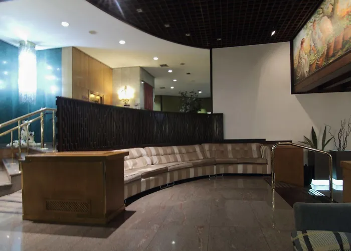 Отель Castilla Vieja 4*